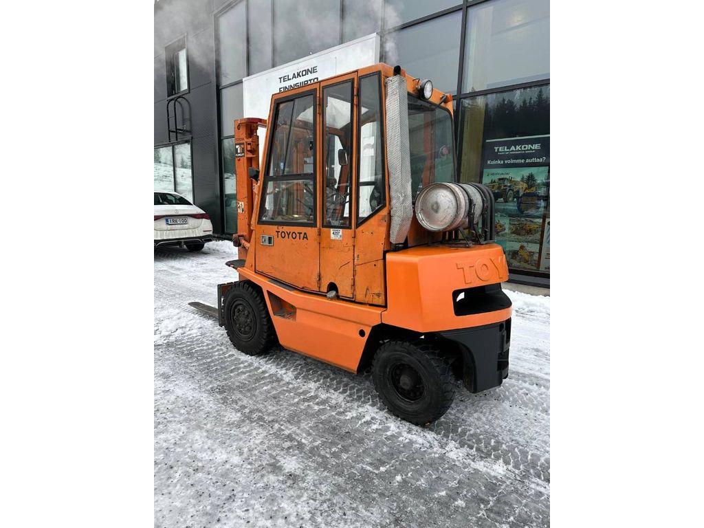 toyota-02-4fg20,cc8c45ed.jpg