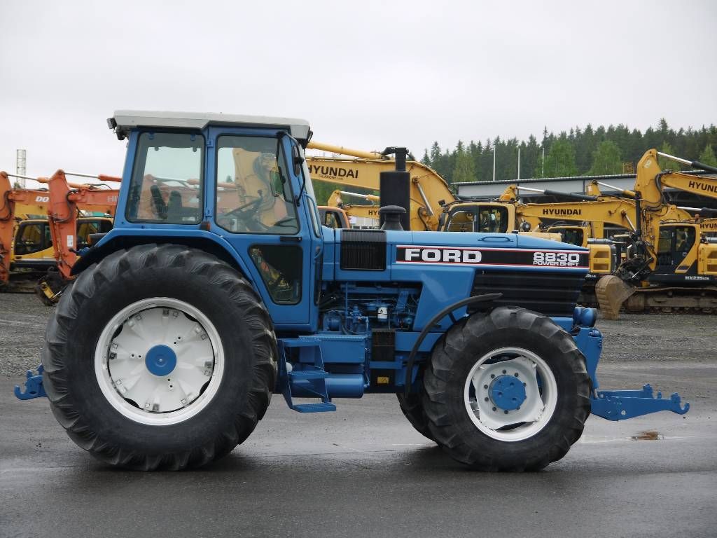 ford-8830,727fb15f.jpg