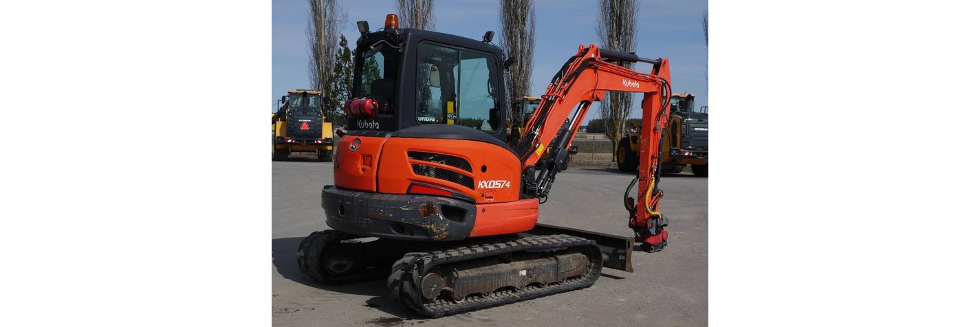 kubota-u-57-4,e5ffa76c.jpg