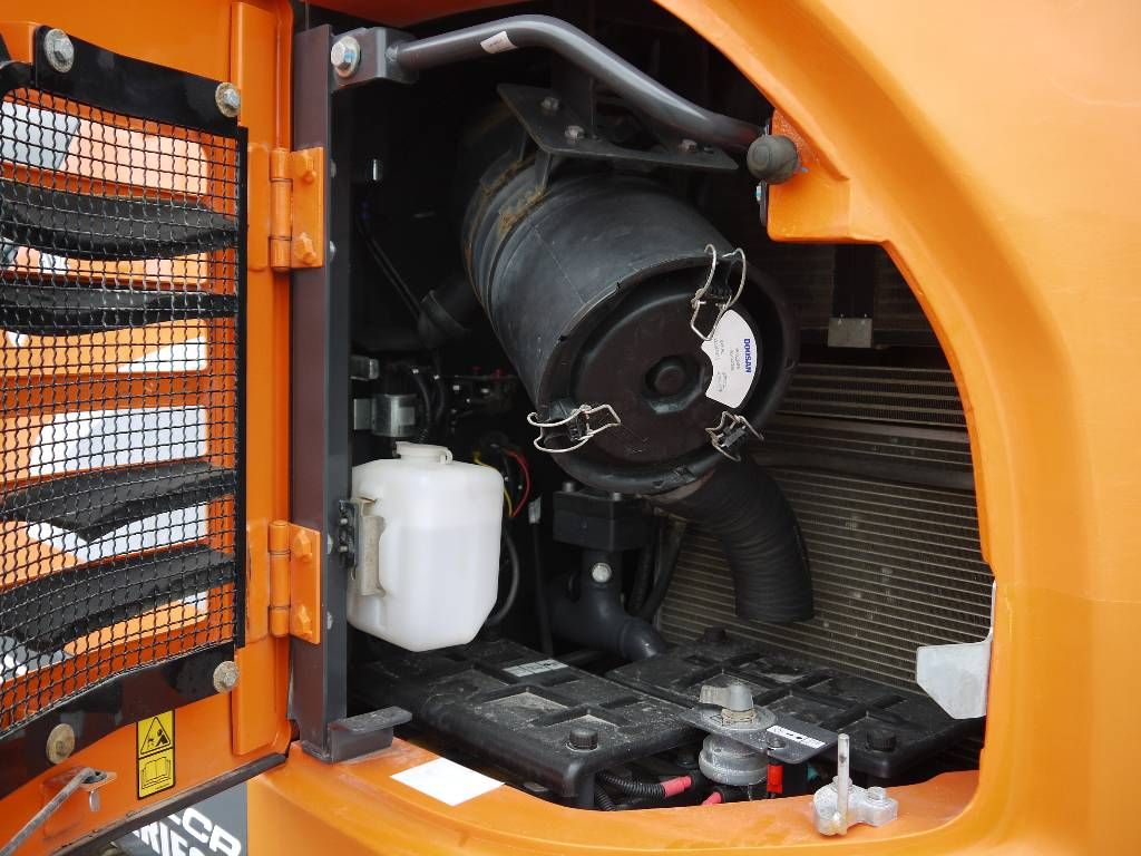 doosan-dx-140-lcr-5,9c790b66.jpg