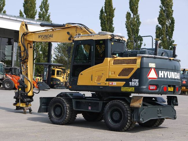 Hyundai HW 180