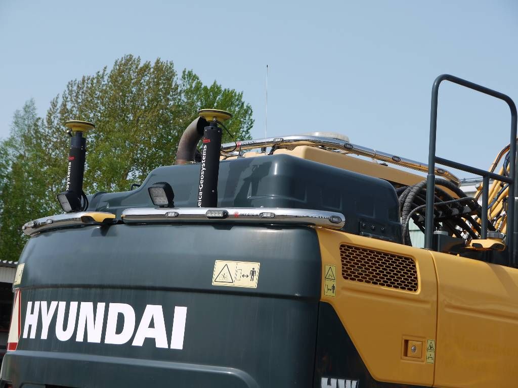 hyundai-hw-180,e802b357.jpg