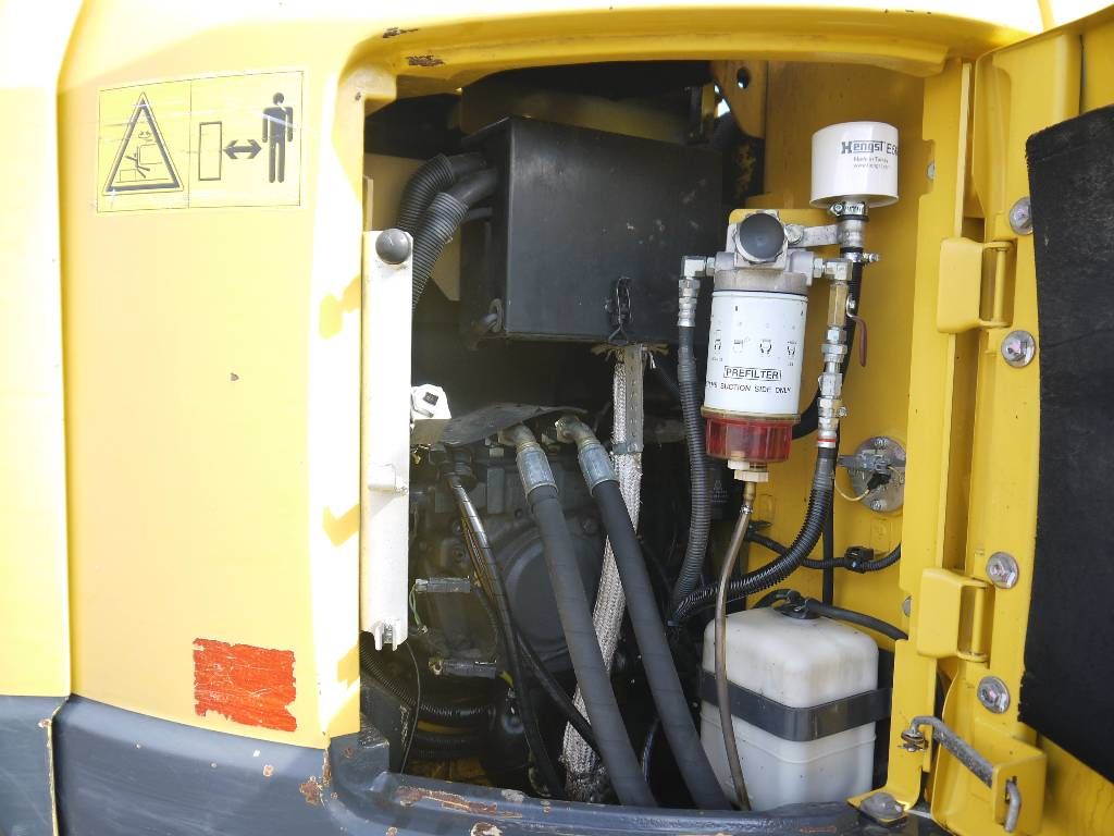 komatsu-pc-138-us,7f61acb0.jpg