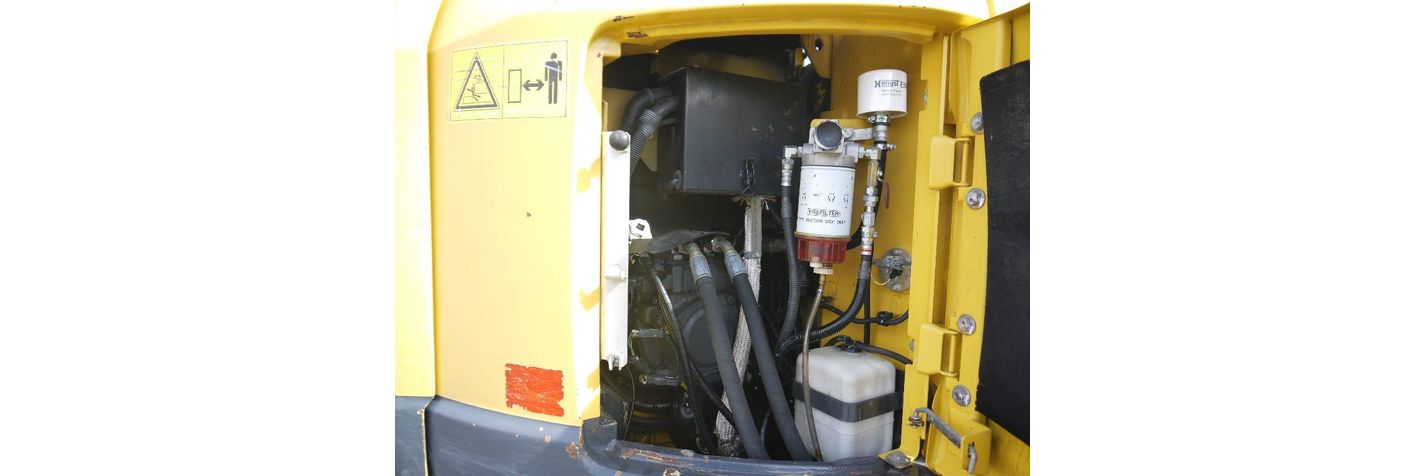 komatsu-pc-138-us,7f61acb0.jpg