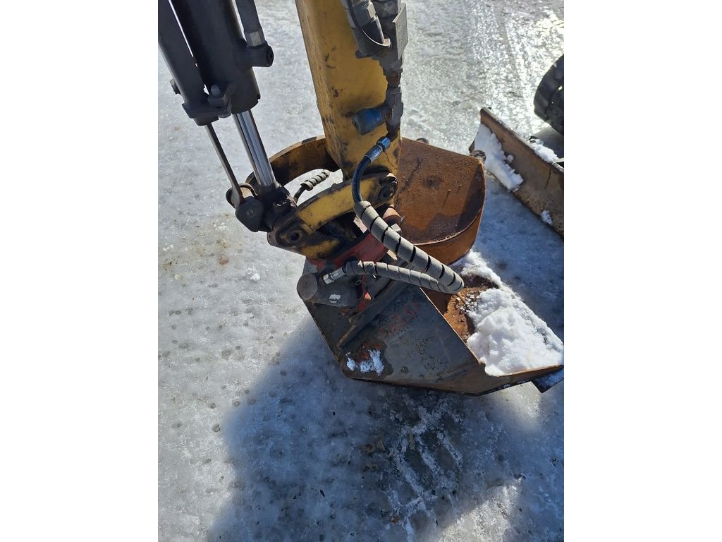 yanmar-sv-18,d9bdbeeb.jpg