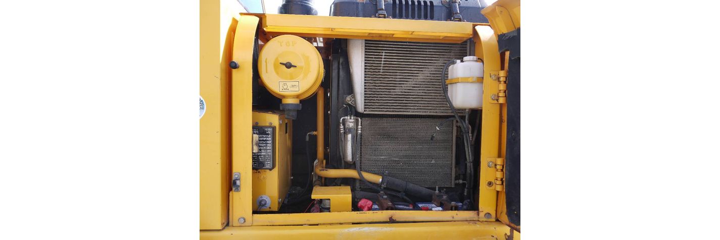 hyundai-r-140-lc-7,41848327.jpg