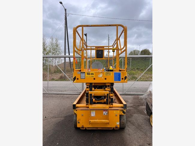Haulotte Compact 12