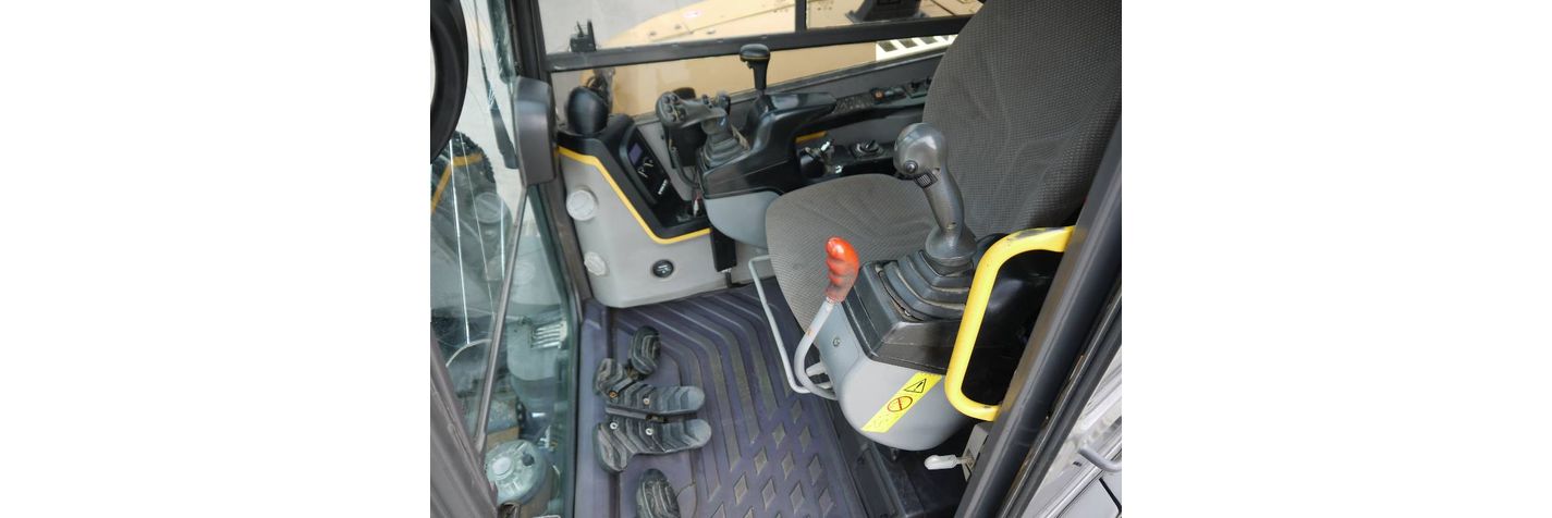 volvo-ecr-88-d,4faf0923.jpg