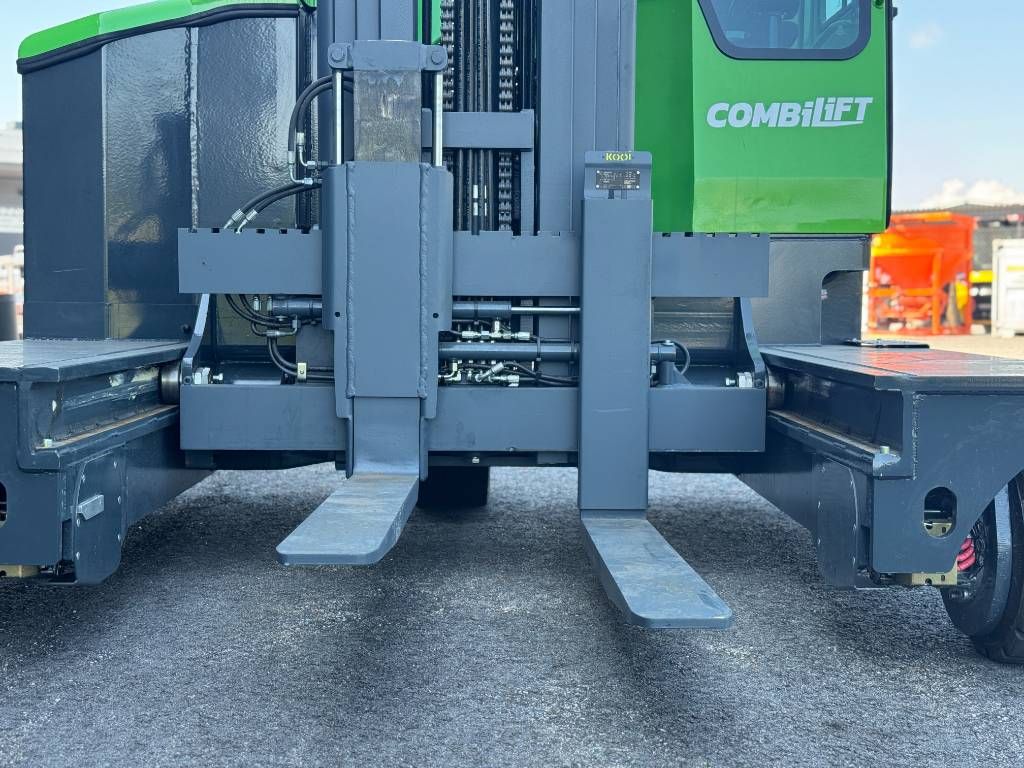 combilift-c-4000-et,5a59ca92.jpg