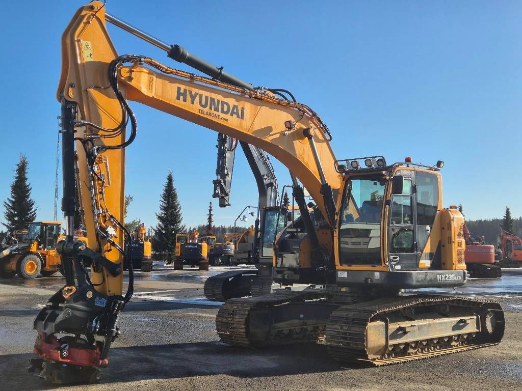 hyundai-hx-235-lcr,84decccb.jpg