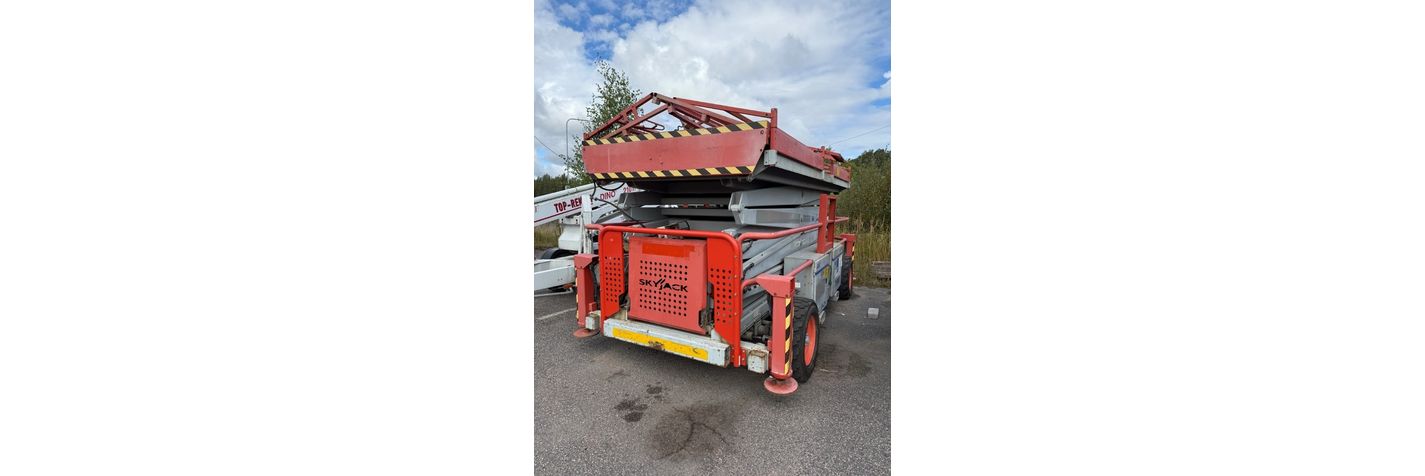 skyjack-sj-9250-rt,3fe863c0.jpg