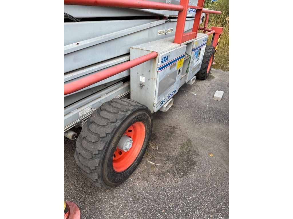 skyjack-sj-9250-rt,512de3aa.jpg