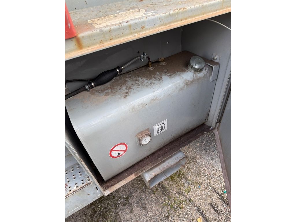 skyjack-sj-9250-rt,4e2cb855.jpg