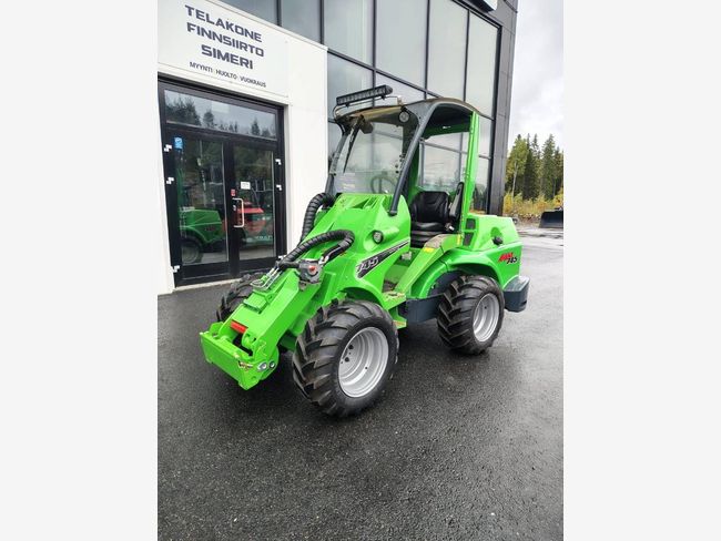 Avant 745