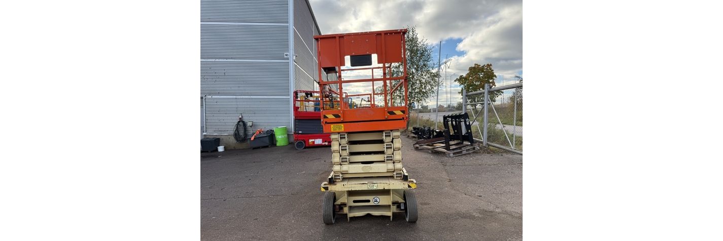 jlg-10-rs,20fd4e13.jpg