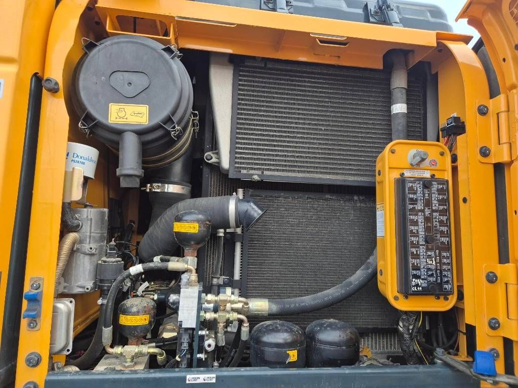 hyundai-hw-140,eab5f5c7.jpg