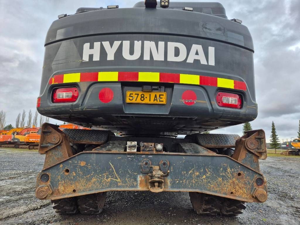 hyundai-hw-140,db9b4ef5.jpg