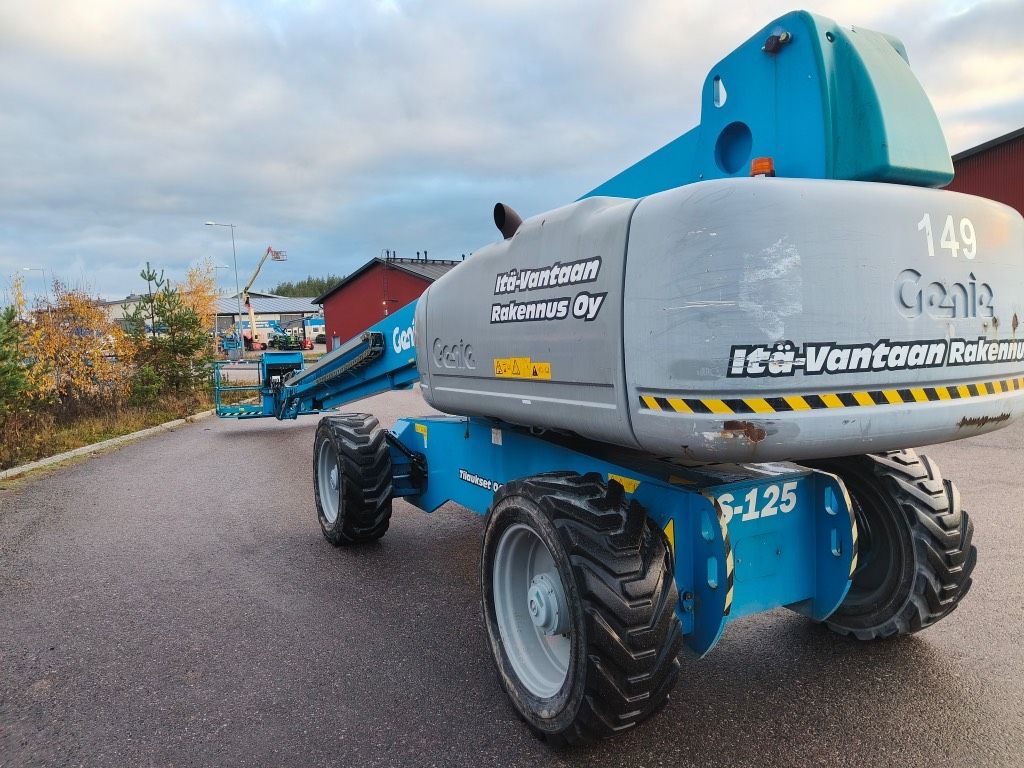 genie-s-125,09ec6285.jpg