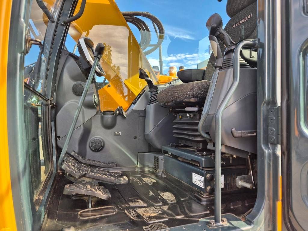 hyundai-hx-145-lcr,d374b37c.jpg