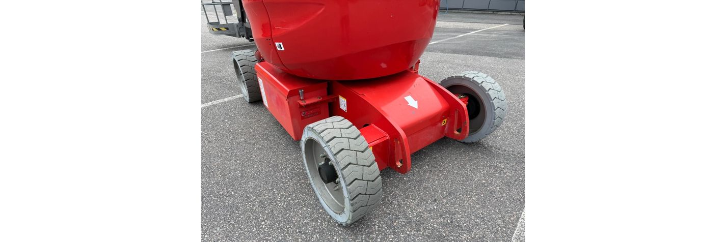 manitou-150-aetj,d0add0cf.jpg