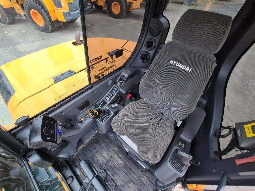 hyundai-r-80-cr-9a,902cd3e8.jpg