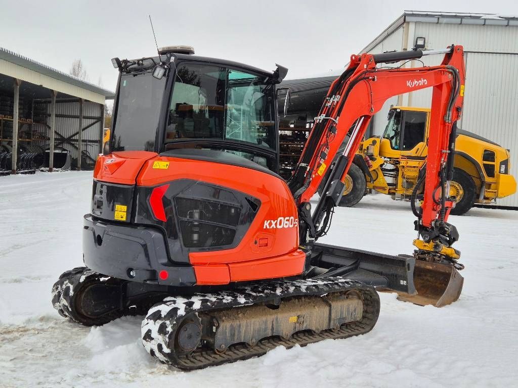 kubota-kx-060-5,823e63c7.jpg