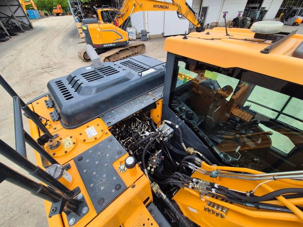 hyundai-hx-140-hw,48a01c56.jpg