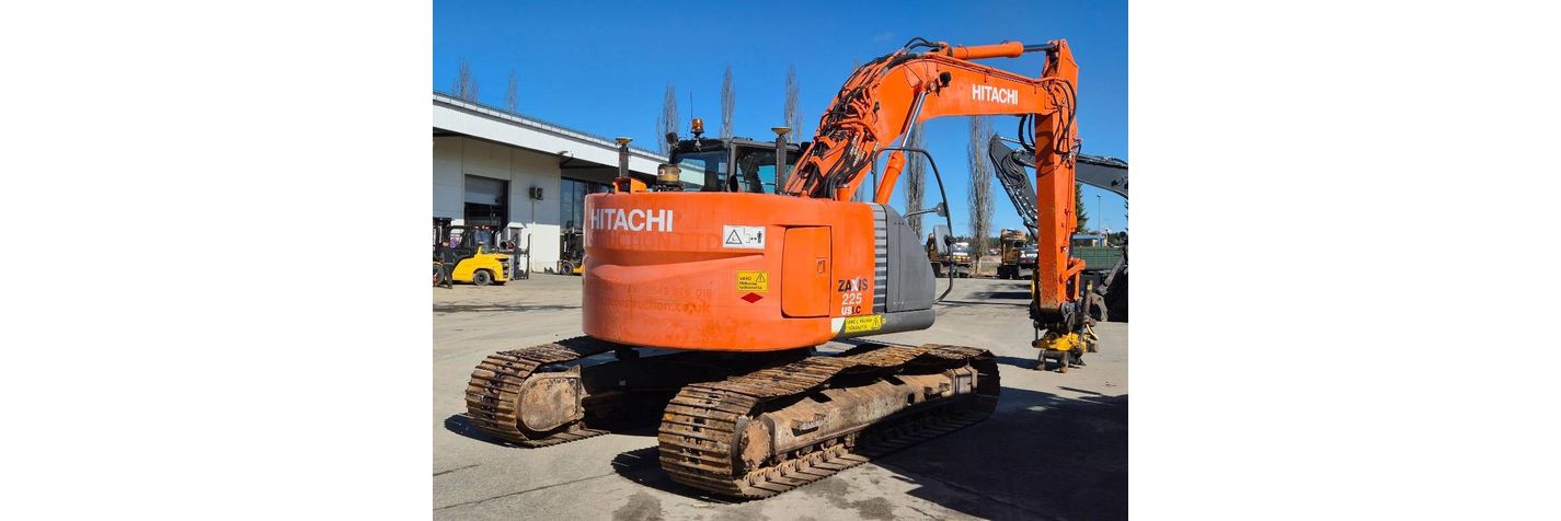 hitachi-zx-225-us-lc-3,cb11ab6e.jpg