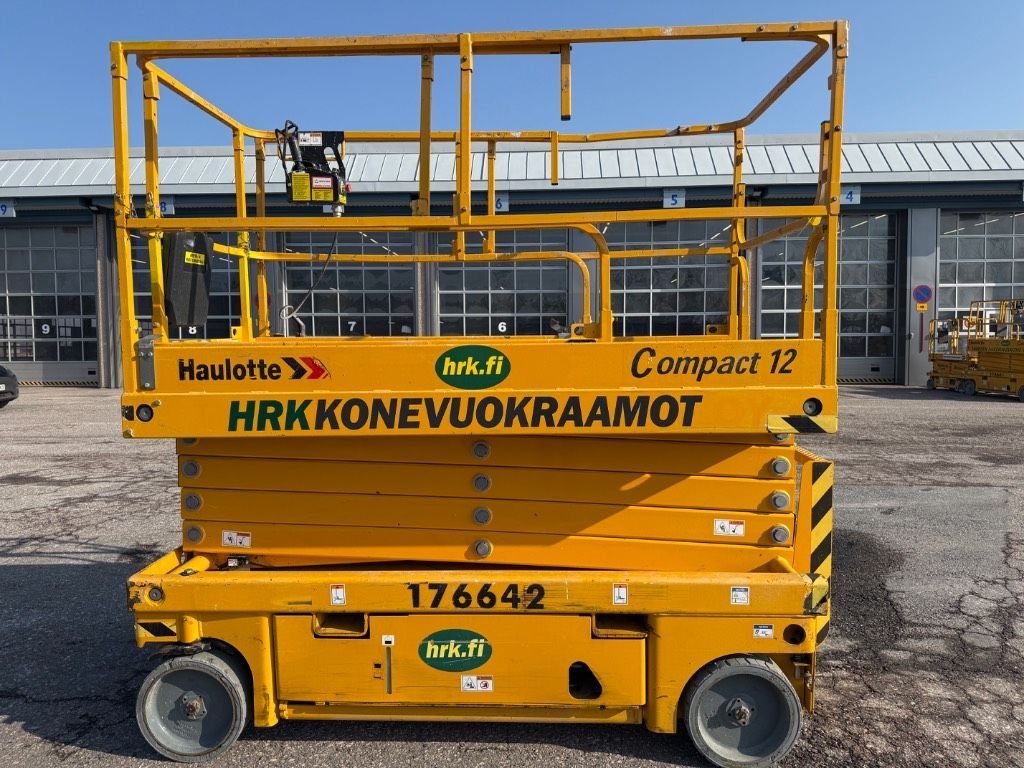 haulotte-compact-12,012f0ae1.jpg