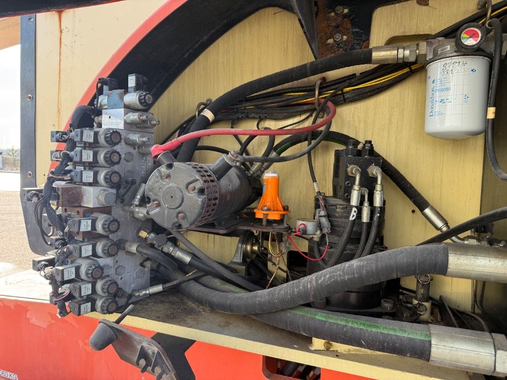 jlg-800-aj,6219a271.jpg