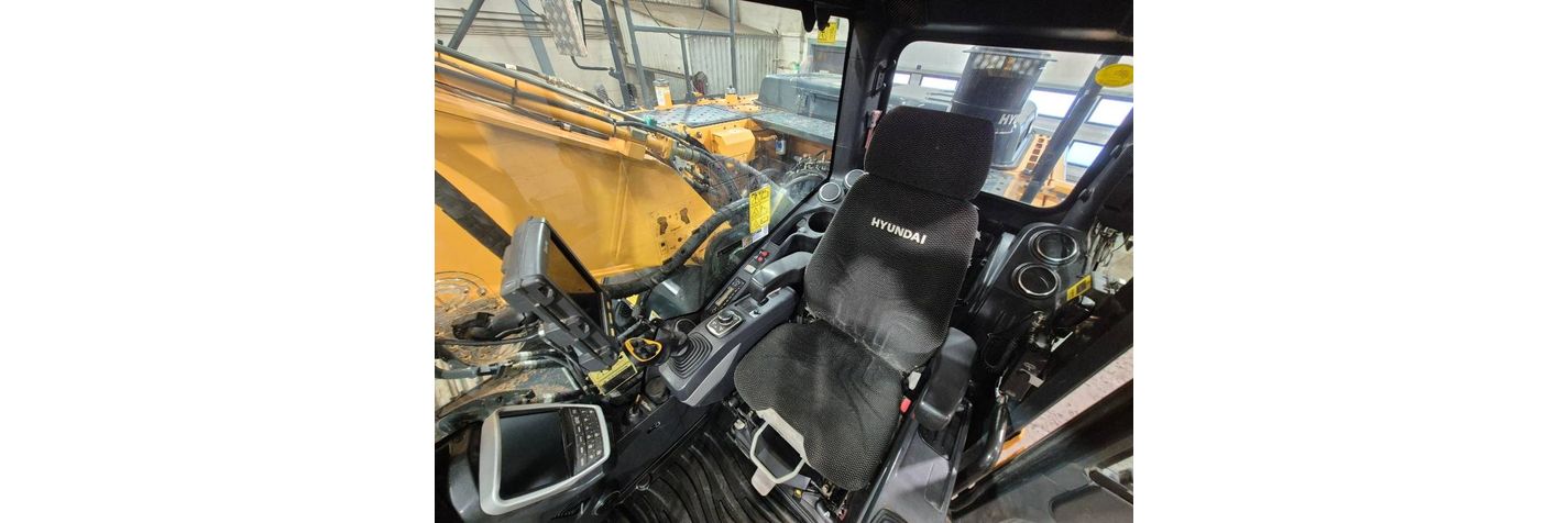 hyundai-hx-300-l,ac251f94.jpg