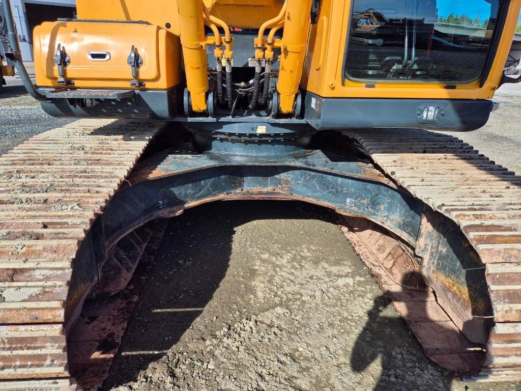 hyundai-r-220-lc-9a,04756539.jpg