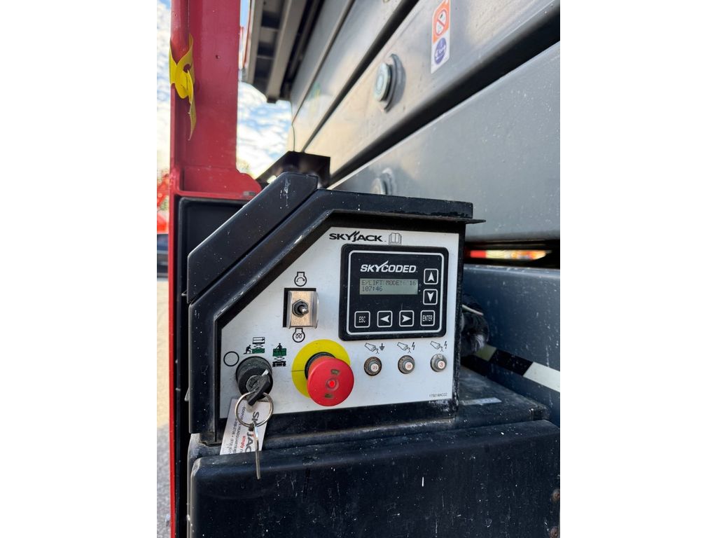 skyjack-sj-9664-rt,5d8956bc.jpg