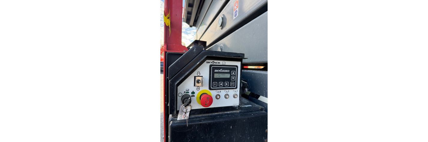 skyjack-sj-9664-rt,5d8956bc.jpg