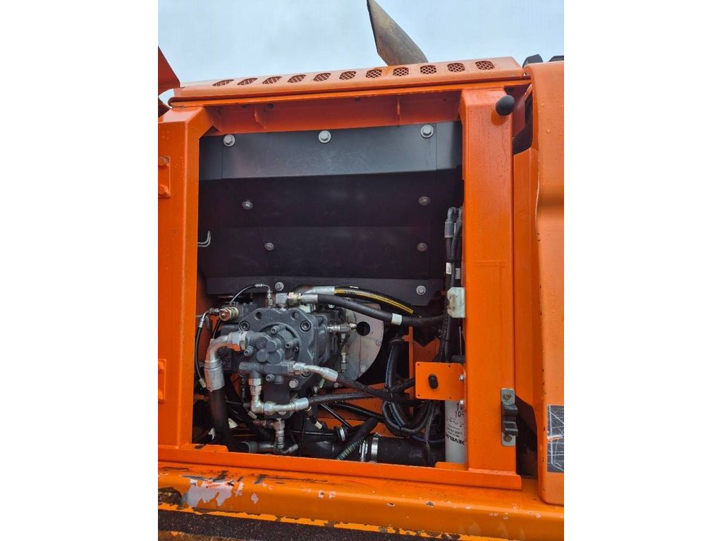 doosan-dx-160-hlc-3,f35ea6f9.jpg