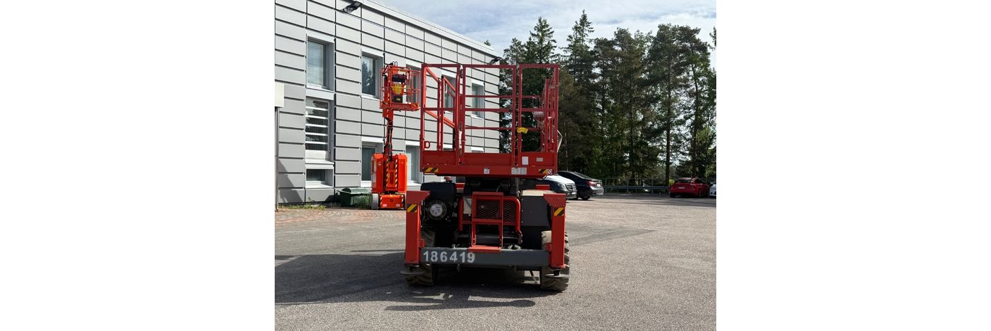 skyjack-sj-6832-rte,1316a1ab.jpg