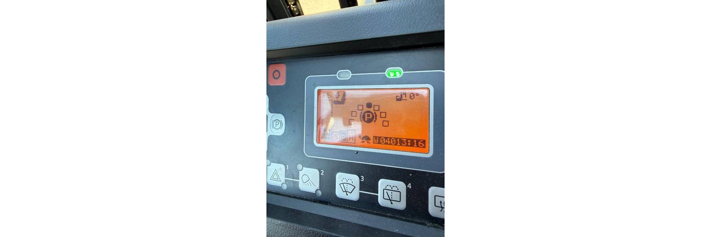 toyota-8fbe15t,951a2494.jpg
