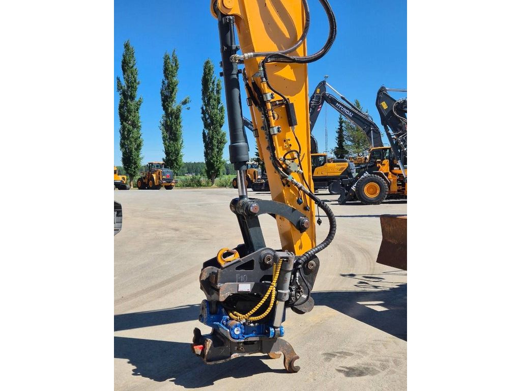 hyundai-hw-140,6238d2db.jpg