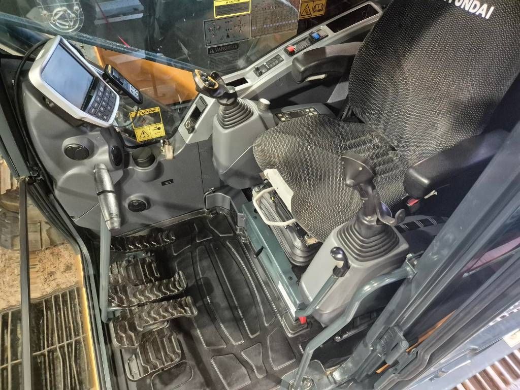 hyundai-hx-235-alcr,8392d704.jpg