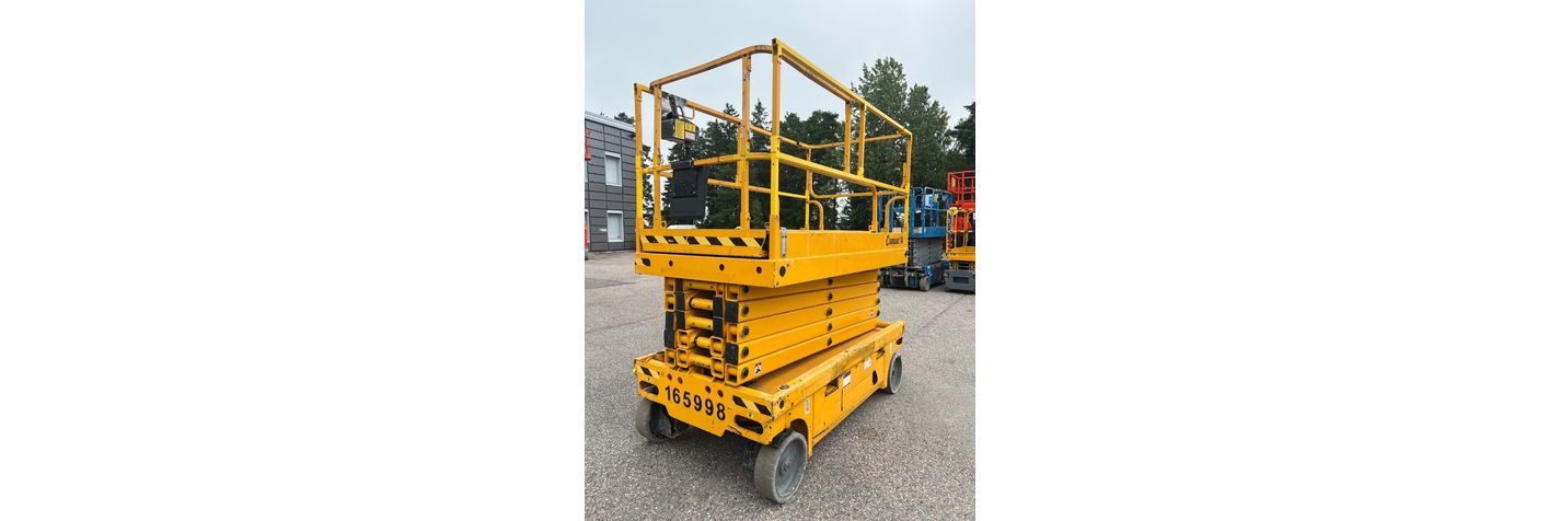 haulotte-compact-14,06ddea0f.jpg