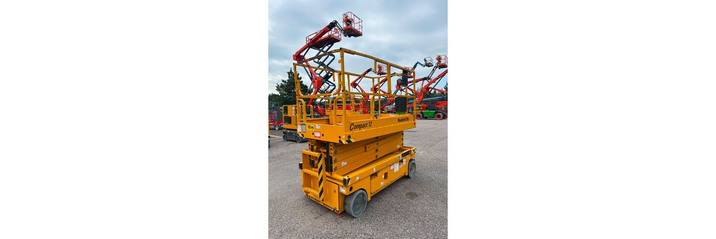 haulotte-compact-12,02058357.jpg