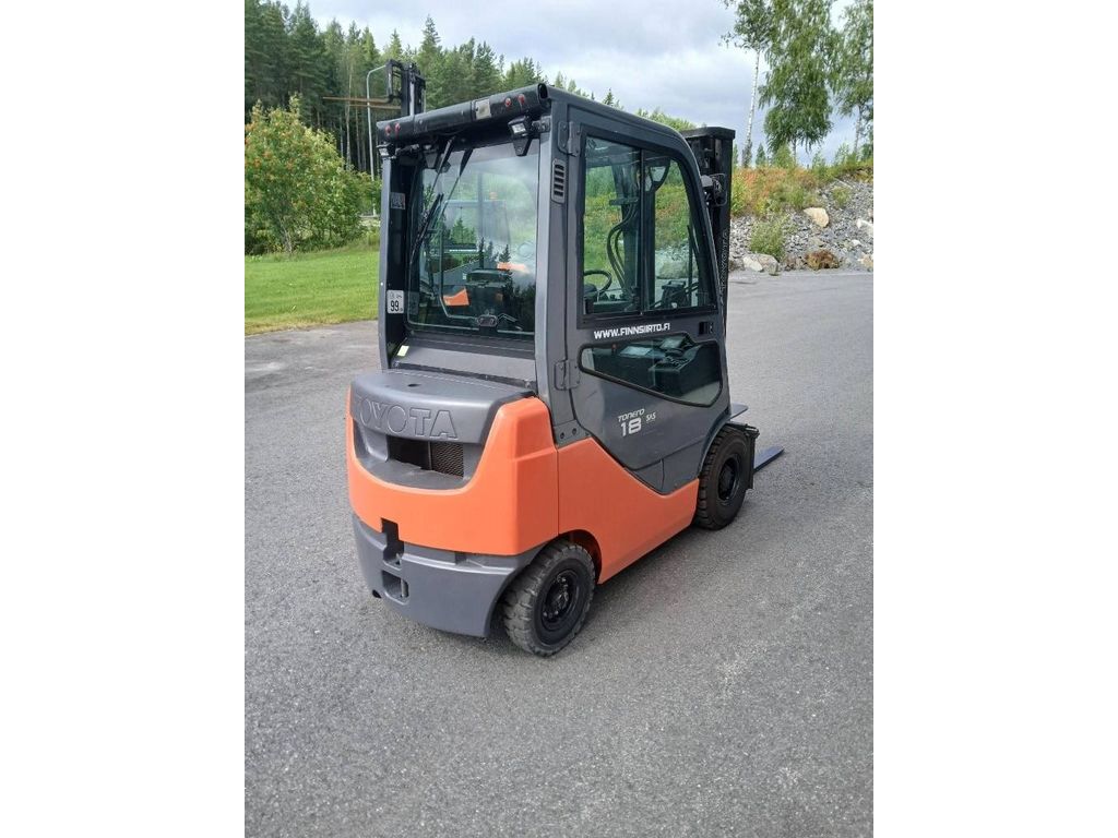 toyota-02-8-fdf-18,ee916177.jpg