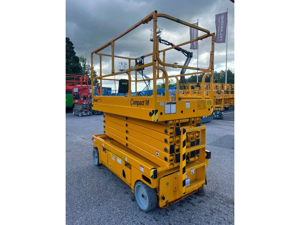 haulotte-compact-14,01ad0a69.jpg