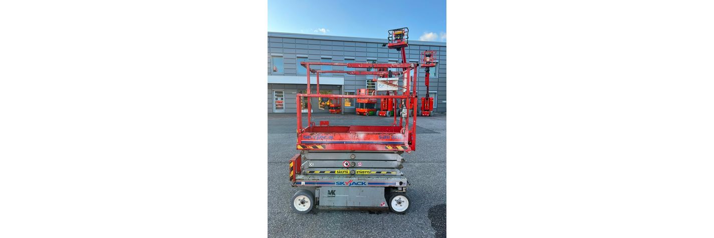 skyjack-sj-iii-3219,a9c1671c.jpg