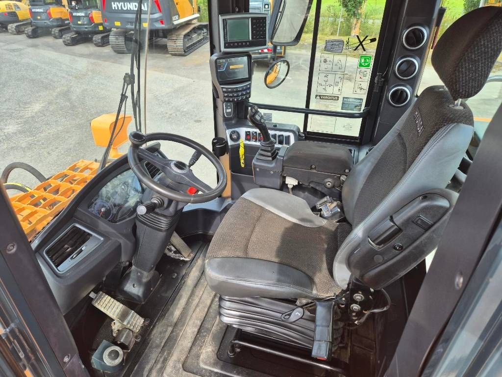 hyundai-hl-955,4162680f.jpg