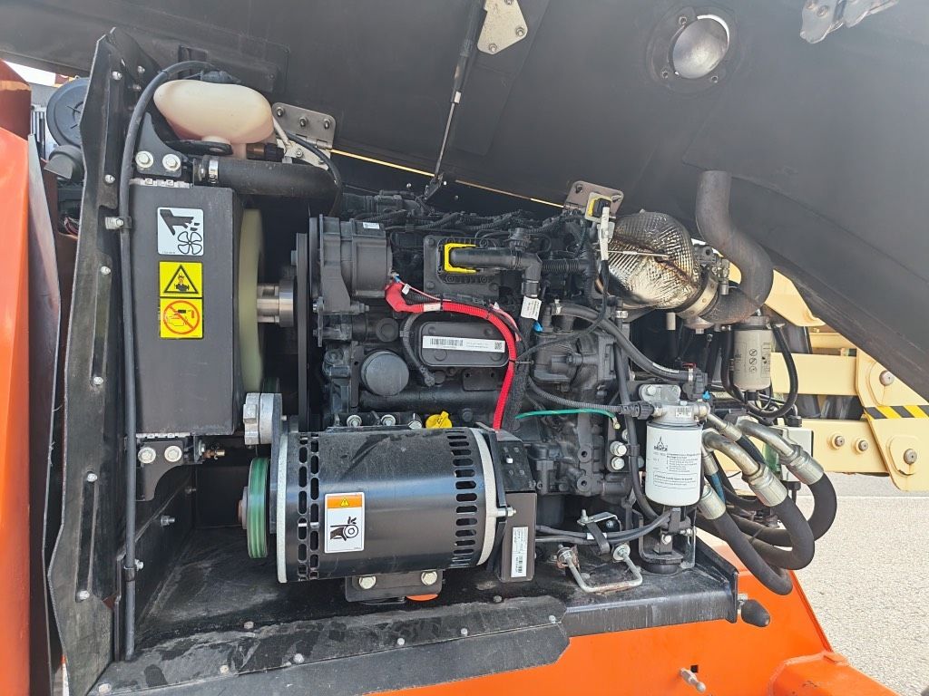 jlg-520-aj,64467410.jpg