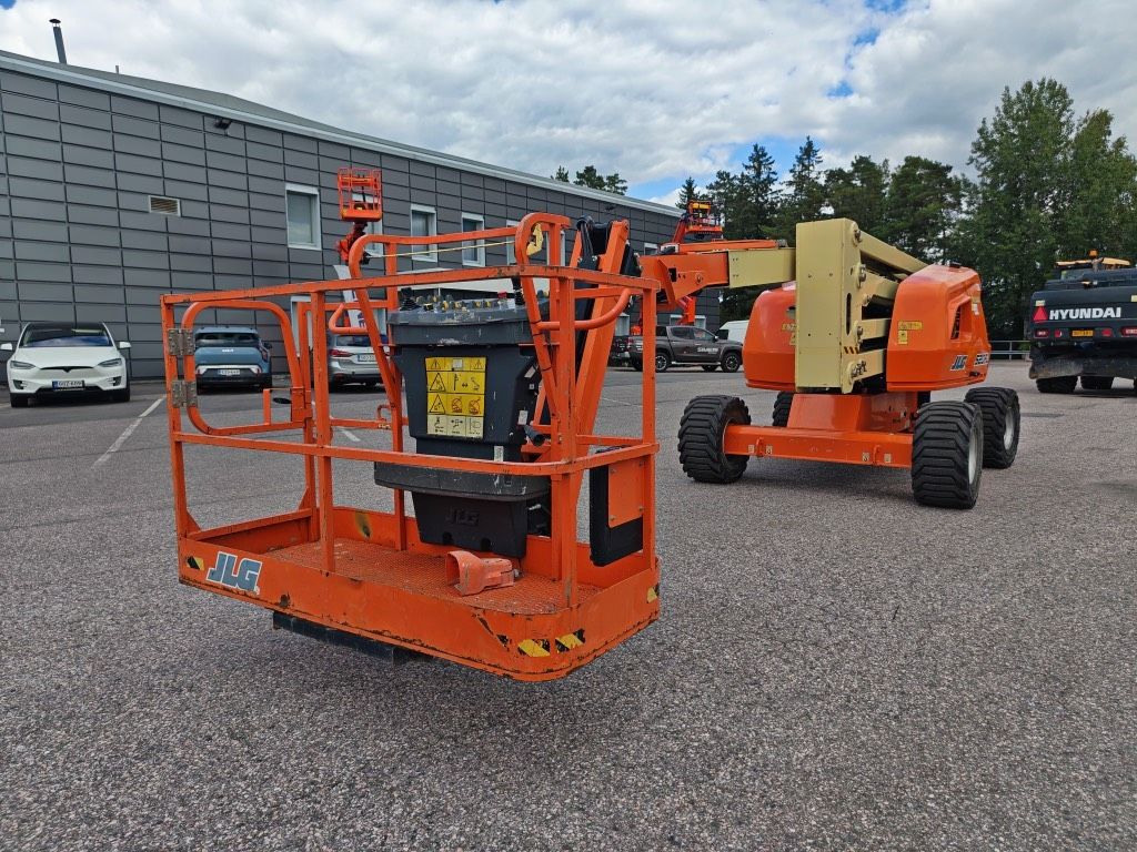 jlg-520-aj,ad2b49ee.jpg