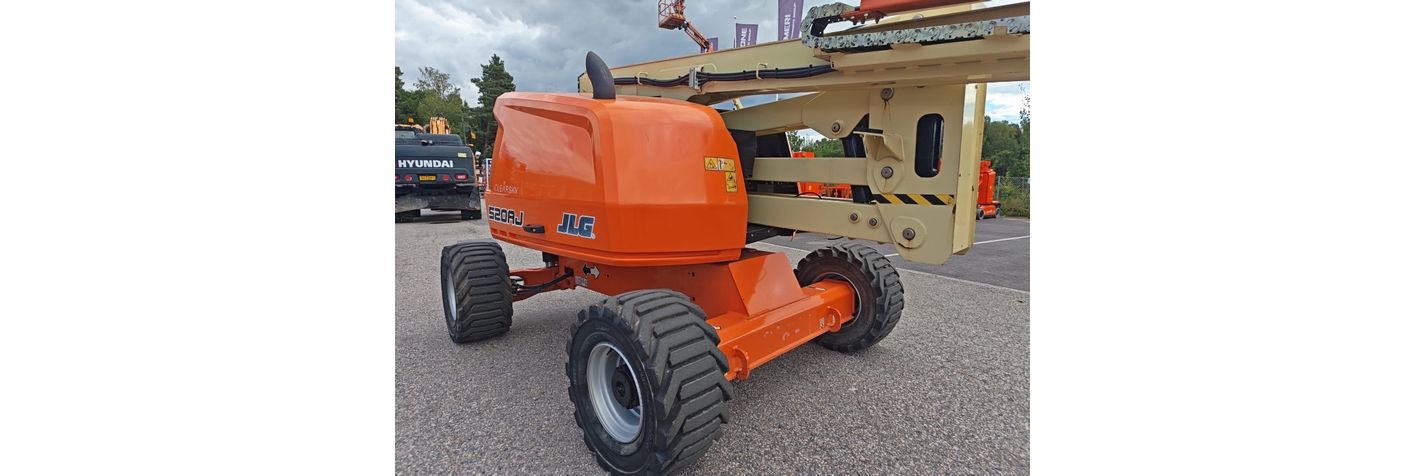 jlg-520-aj,74454c03.jpg