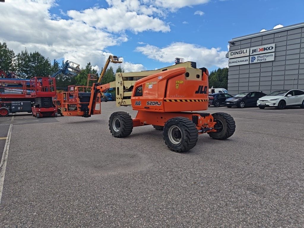 jlg-520-aj,dc16e676.jpg