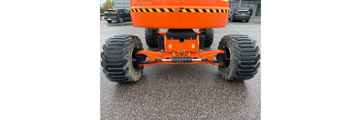 jlg-520-aj,9f599c13.jpg